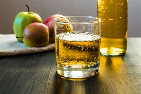 Everything You Need to Know About Apple Cider | Epicurious