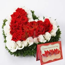 Send Flower Arrangements to India by India Flowers Arrangement Store ...