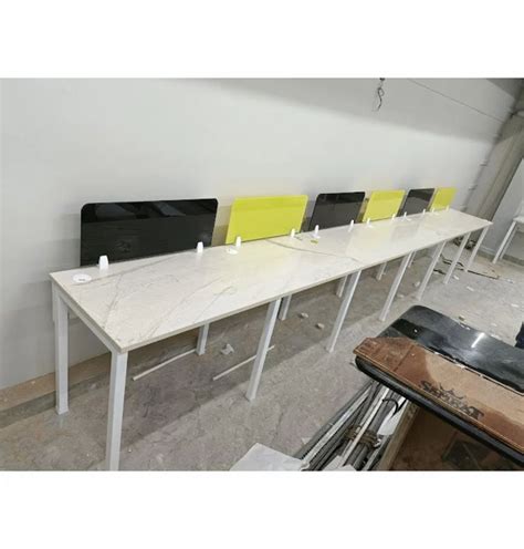 Computer Workstation Table 的图像结果
