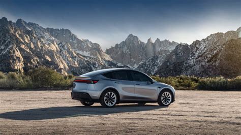 Difference in Price of Tesla Model Y in India and USA