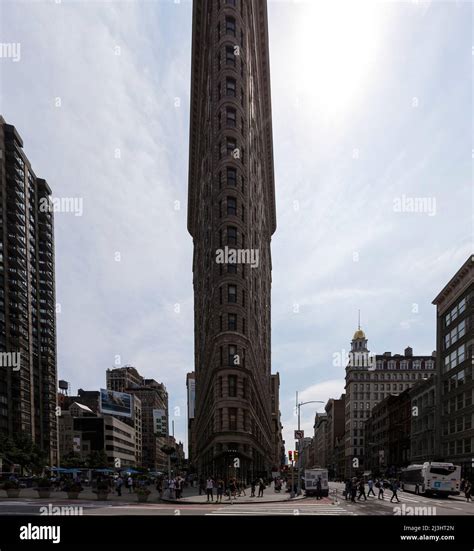 Nyc landmark district hi-res stock photography and images - Alamy