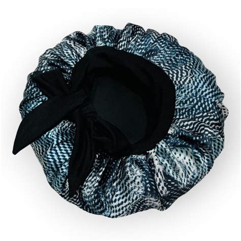 Best Satin Bonnet Online in India | Curly Hair Care | frizz free curls ...