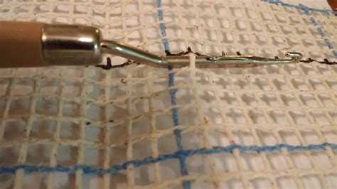 Using a Latch Hook 的图像结果