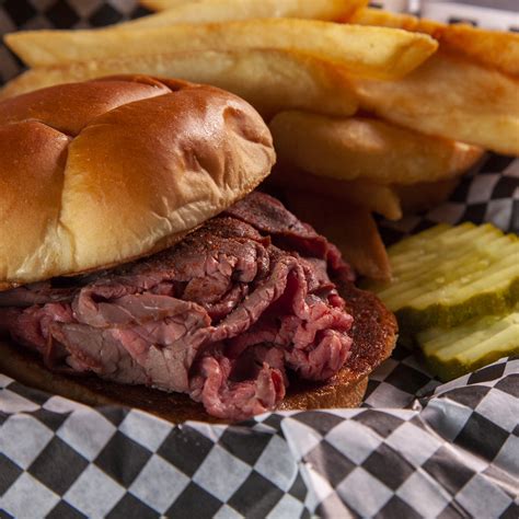 East Providence - Chelo's Hometown Bar & Grille