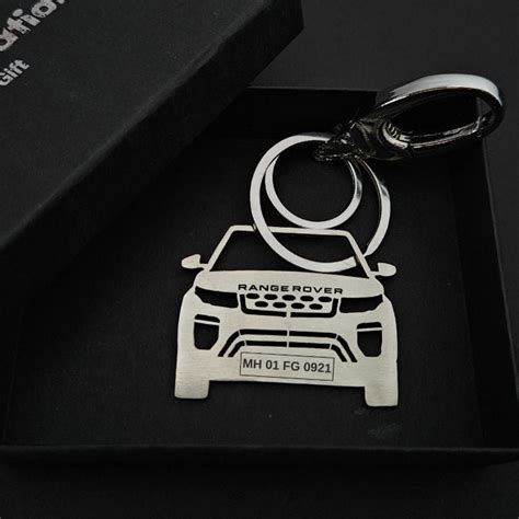 Personalised Land/Range Rover Evoque Car Keychain – Foundation Gift