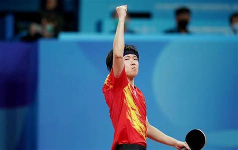 国乒男单三人晋级！王楚钦3-0完胜世界第五，巴西名将首轮被淘汰