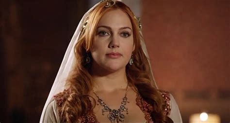 Meryem Uzerli Kimdir, Hayatı ve Resimleri
