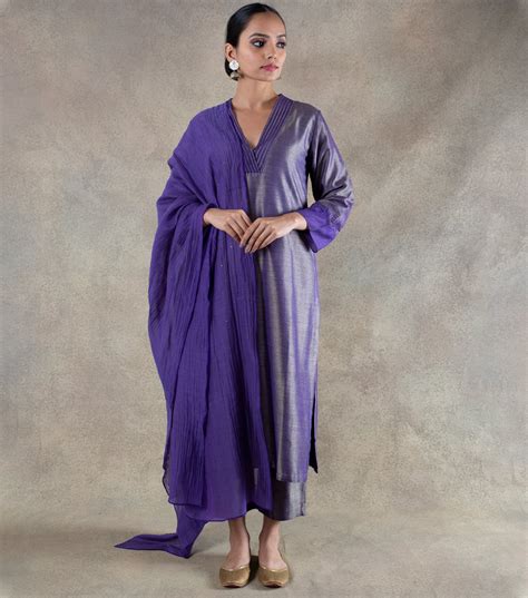 Purple Hand Embroidered Chanderi Dupatta – Tulsi Online