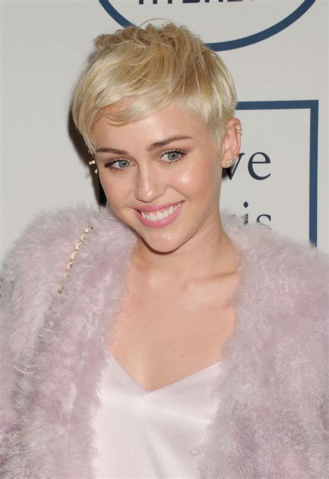 The right pixie cut for your face shape – SheKnows