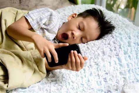 孩子手机成瘾怎么办？ - 哔哩哔哩