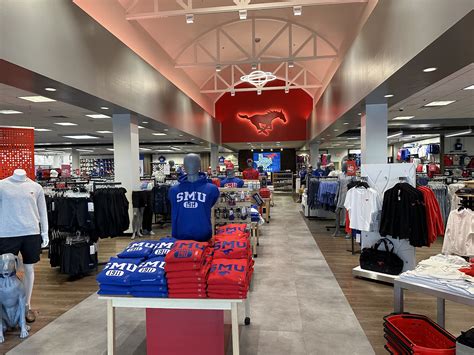 SMU BARNES & NOBLE - Dallas TX - Hours, Directions, Reviews - Loc8NearMe