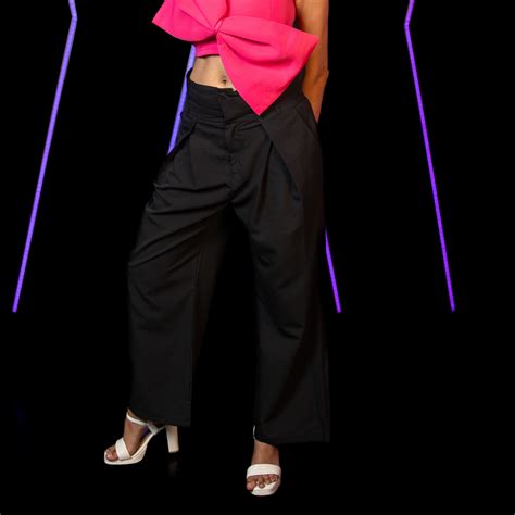 Black Wide-Leg Trousers for Women | High-Waisted – NIYARA India