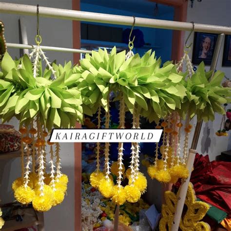 Plastic Hangings – KairaGiftWorld