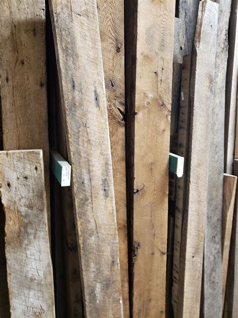 Reclaimed Lumber - Austin Hardwoods & Hardware
