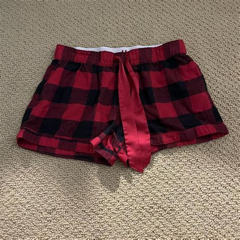Hollister sleep plaid shorts Woman’s XS - Depop