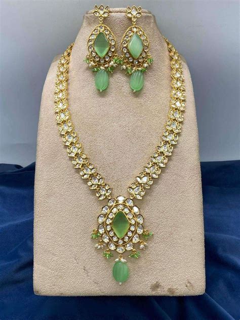 Buy Drop Shaped Heavy Kundan Long Necklace Set Online - Ishhaara