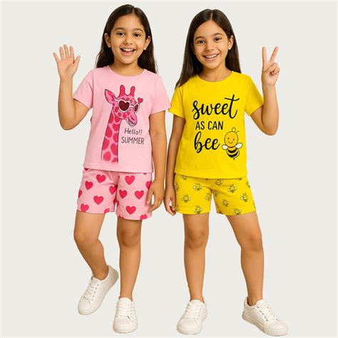 KUCHIPOO GIRLS HALF SLEEVES T-SHIRTS AND SHORTS SET – Kuchipoo
