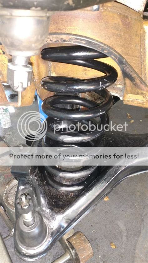 Chevy Coil Spring Install 的图像结果