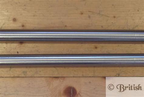Triumph Shuttle Valve Fork Stanchion Pair | BRITISH Only Austria ...