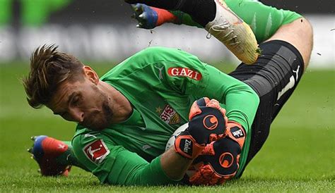 Ron-Robert Zieler im Interview über den VfB: "Ich weiß, wie sehr die ...