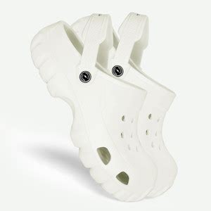 BRUTON Men Sandals - Buy BRUTON Men Sandals Online at Best Price - Shop ...