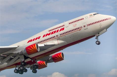Air India Flight: Drunk man urinated on woman, commotion in Air India ...