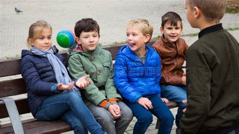 Play Ball Together 的图像结果