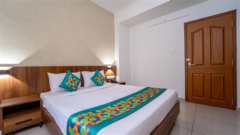 TREEBO PETALS SUITES (Ernakulam) - Hotel Reviews, Photos, Rate ...