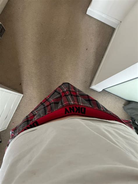 Bulging Boxer Tent 的图像结果