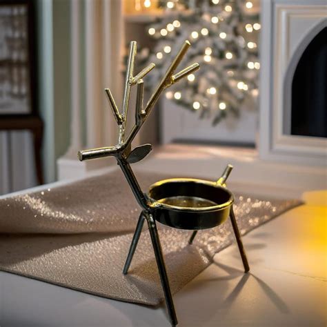 Iron Reindeer Tealight Candle Holders (Pack of 1 ) – Akaar Decor