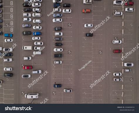 844 Crowded Carpark Images, Stock Photos & Vectors | Shutterstock