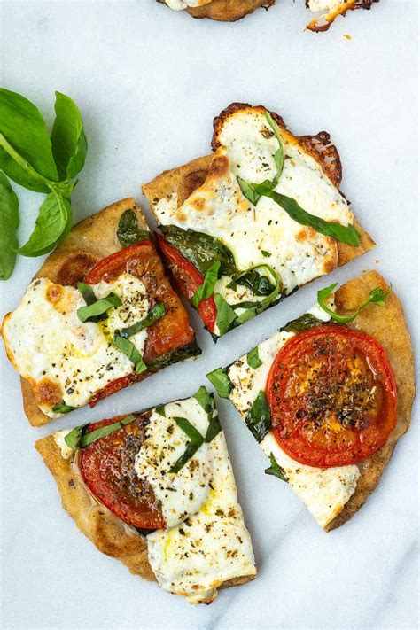 Garlic Flatbread Pizza Recipe at Jamie Spinelli blog