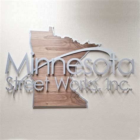 Custom-Made Sign 的图像结果