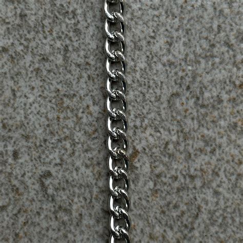 bat chain – Escape Closet