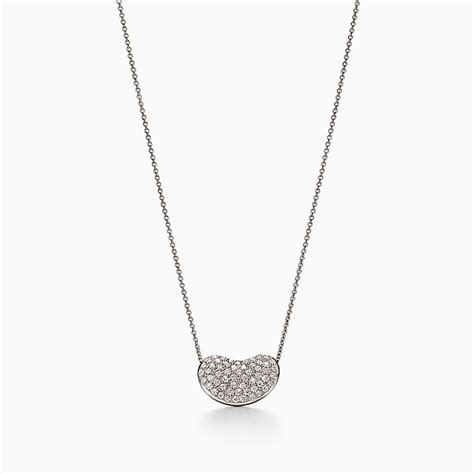 Elsa Peretti™ Necklaces & Pendants | Tiffany & Co. International