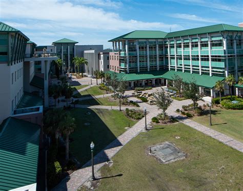 Florida Gulf Coast University | Home