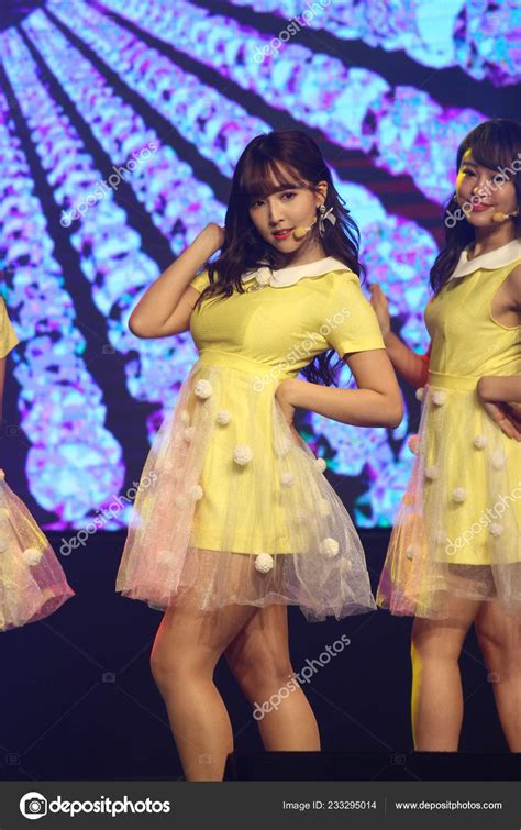 Japanese Porn Star Yua Mikami Girl Group Honey Popcorn Based – Stock ...