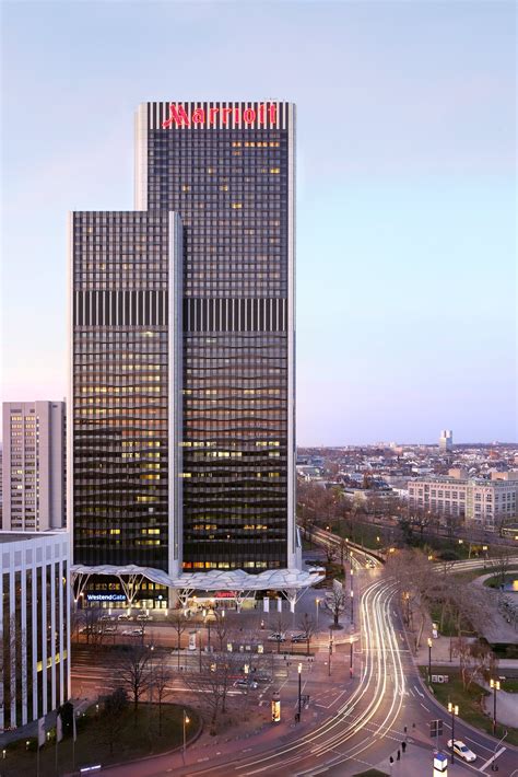 hotel frankfurt premier inn