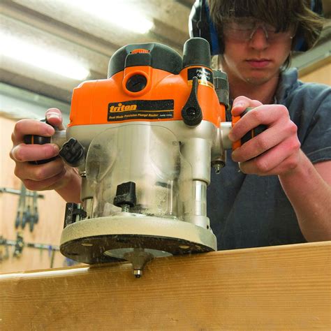 Buy Triton TRA001 3-1/4 HP Dual Mode Precision Plunge Router Online at ...