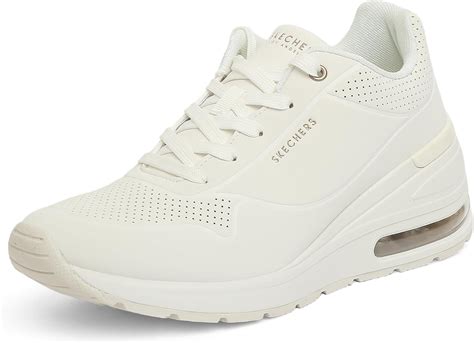 Sneakers on sale wit kind