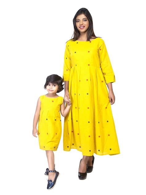 Buy Druni Women's Cotton Mom-Daughter Matching Box Pleated Dress ...