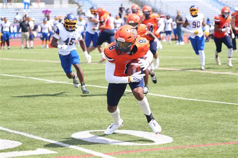 Isaiah Madrey - Football - Nassau Community College Athletics