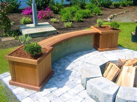 Curved Bench With Planter