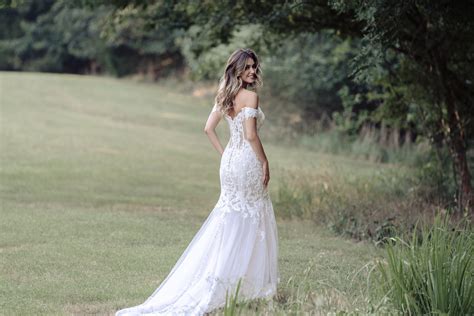 Mimi's Bridal | Wedding Dresses