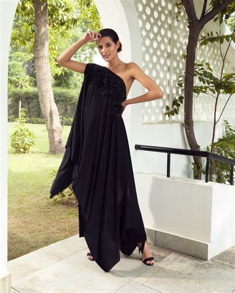 LYCRA OFF SHOULDER CAPE WITH PANTS – divyajainstudio