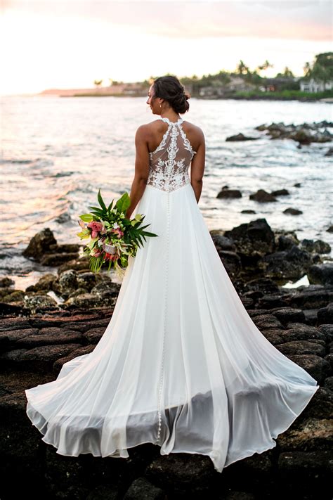 20 the best Tropical Beach Wedding Dresses