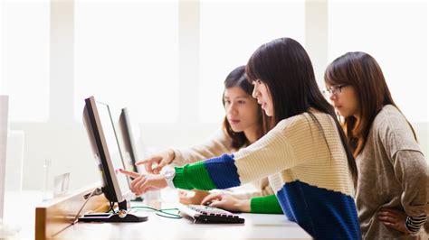 Managing people risks in the age of technological disruption. Are you ...