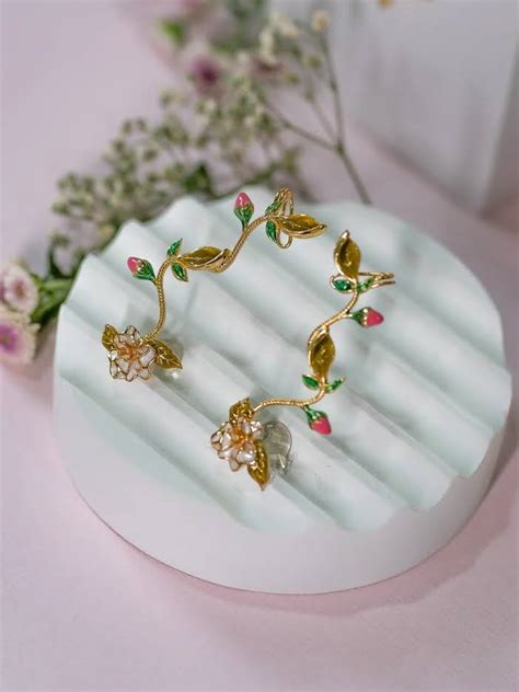 Jewellery Gifts for Mom in India by Style and Personality