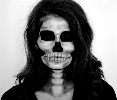 Skeleton Halloween Makeup Tutorial - Cappuccino and Fashion