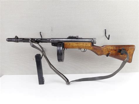 FINNISH SUOMI M31 9MM SMG